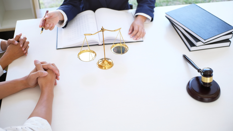 A paternidade e a carreira jurídica podem caminhar juntas quando há equilíbrio e propósito, observa Hebron Costa Cruz de Oliveira.