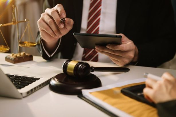 Inteligência Artificial no Judiciário: Riscos, Benefícios e Desafios da Transformação Digital